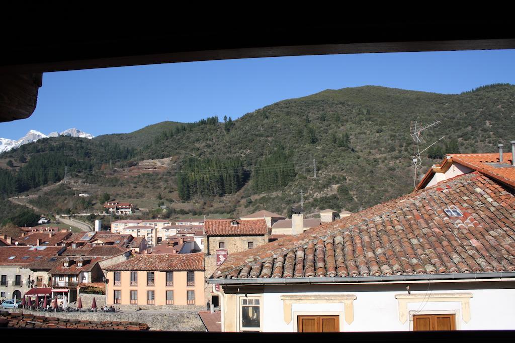 Hosteria La Antigua Potes Exterior photo