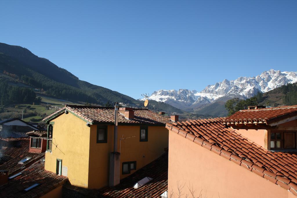 Hosteria La Antigua Potes Exterior photo